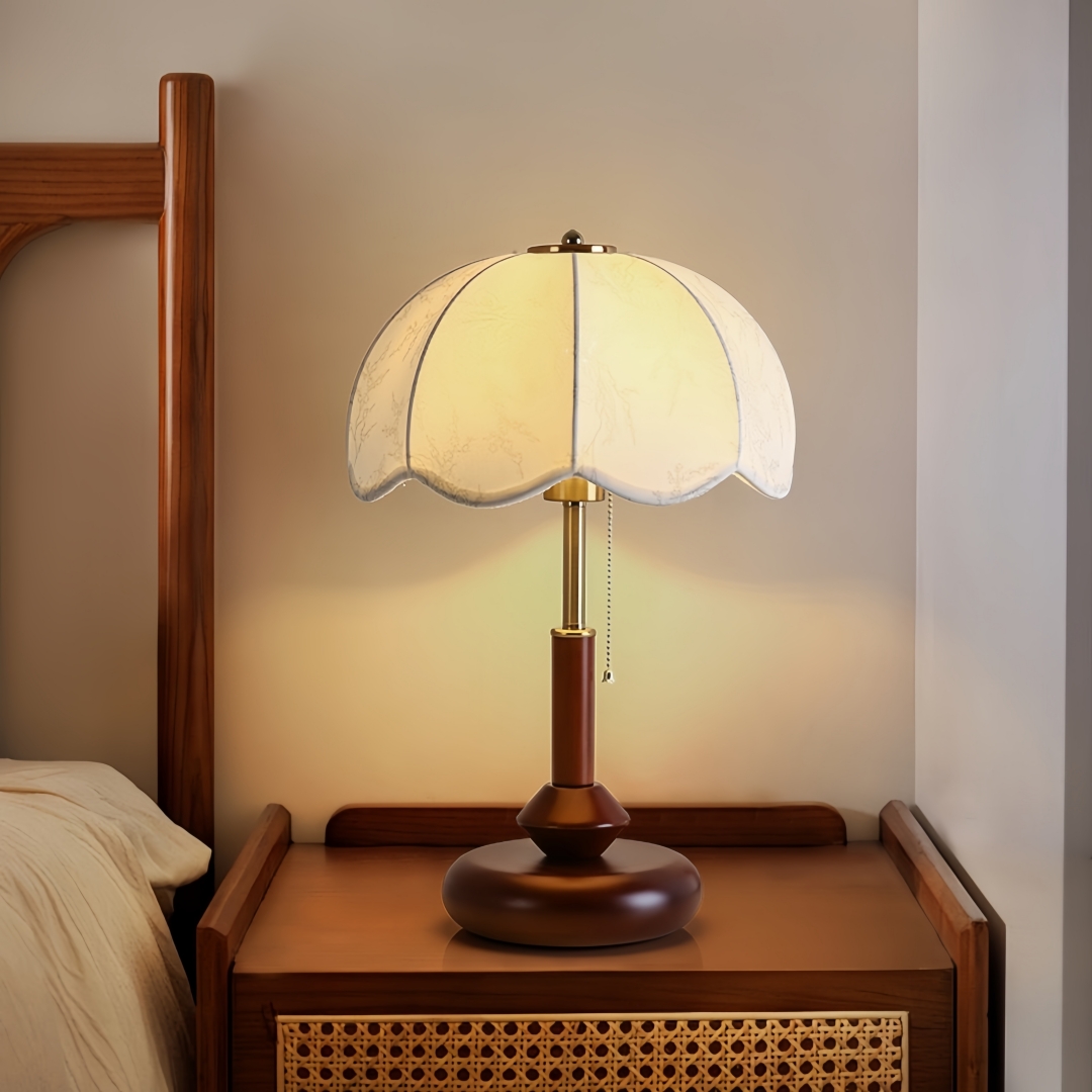 Up Lighting Decor - 빈티지 스캘럽 돔 테이블 램프, 침실