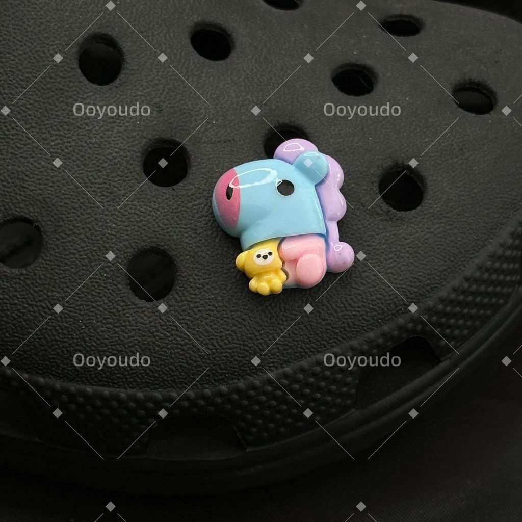 BT21 만화풍 슬립온 슈즈, 장식용 야광 버클과 귀여 - Decor Lighting Online 리뷰 및 가격